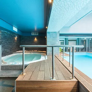 Brise De - Piscine Interieure & Exterieure Hotel